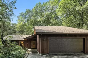 79 Pine Ridge Rd, Montgomery, MA 01085 - Photo 2