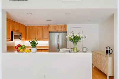 10 Bowdoin St #304, Boston, MA 02114 - Photo 4