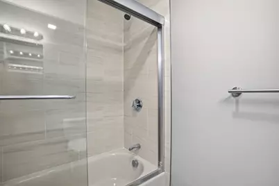632 Centre St #306, Boston, MA 02139 - Photo 10