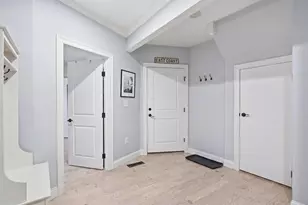 30 Rawson St, Boston, MA 02125 - Photo 32