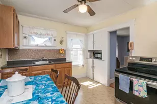 58-60 Morton St, West Springfield, MA 01089 - Photo 14