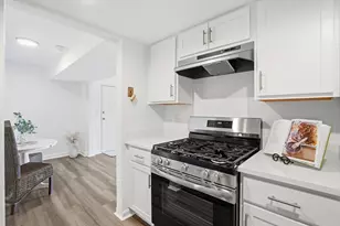 10 Kingswood Dr, Abington, MA 02351 - Photo 14
