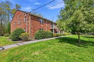10 Kingswood Dr, Abington, MA 02351 - Photo 28