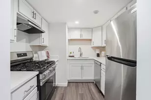 10 Kingswood Dr, Abington, MA 02351 - Photo 12