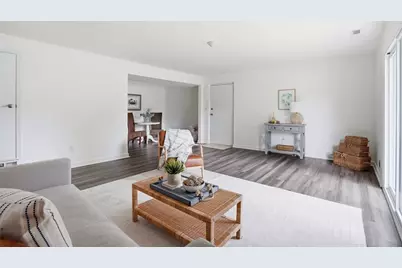 10 Kingswood Dr #13, Abington, MA 02351 - Photo 2