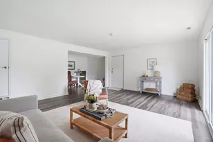 10 Kingswood Dr, Abington, MA 02351 - Photo 2