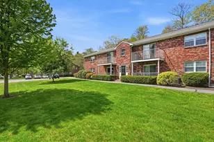 10 Kingswood Dr, Abington, MA 02351 - Photo 26