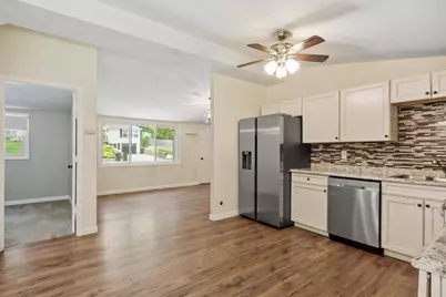 192 Reservoir St, Holden, MA 01520 - Photo 16