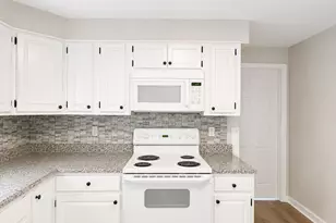 75 Haviland Ave, Lynn, MA 01902 - Photo 2