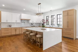42 Bow Rd, Newton, MA 02459 - Photo 4