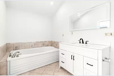 100 Emerald St, Malden, MA 02148 - Photo 16