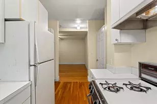 590 Washington St, Brookline, MA 02446 - Photo 12