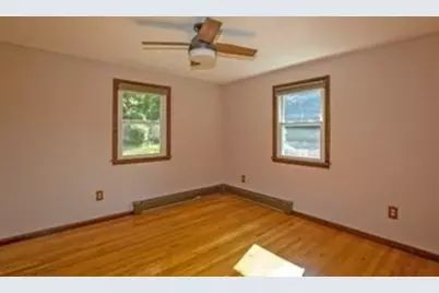 27 Country Club Dr, Westfield, MA 01085 - Photo 20