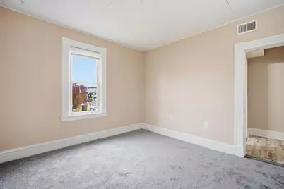 201 Main St, Springfield, MA 01151 - Photo 12