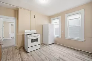 201 Main St, Springfield, MA 01151 - Photo 8