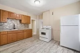 201 Main St, Springfield, MA 01151 - Photo 6