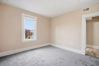 201 Main St, Springfield, MA 01151 - Photo 12