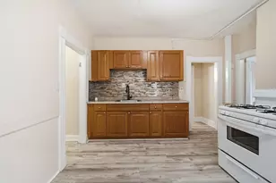 201 Main St, Springfield, MA 01151 - Photo 4