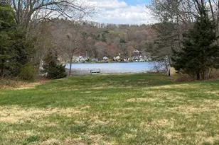 241 Mashapaug Rd, Holland, MA 01521 - Photo 24