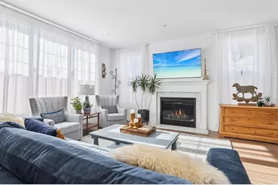 7 Hummingbird Way #150, Methuen, MA 01844 - Photo 8