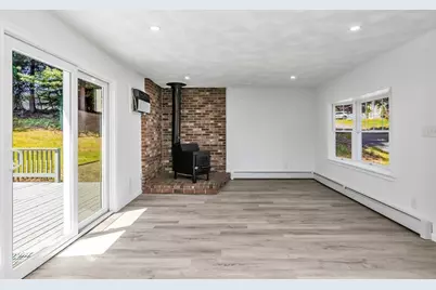 4 Capitol Street, Methuen, MA 01844 - Photo 18