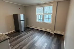 84 Cabot St, Beverly, MA 01915 - Photo 2