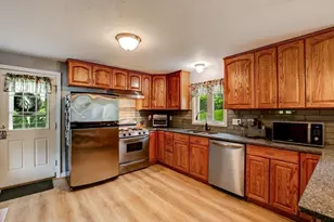 81 Causeway Terrace, Leominster, MA 01453 - Photo 6