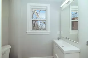 10 Duffley Ct, Brookline, MA 02467 - Photo 18