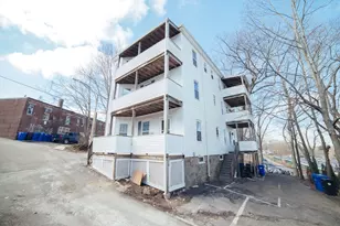 10 Duffley Ct, Brookline, MA 02467 - Photo 8