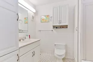 17 Bay State Rd, Boston, MA 02215 - Photo 6