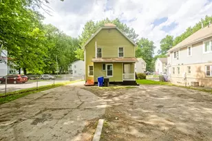 45 Orchard St, Springfield, MA 01107 - Photo 4