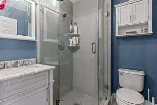 17 B Bonair St, Somerville, MA 02145 - Photo 12