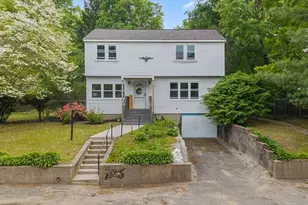 23 Birchwood Ave, Sudbury, MA 01776 - Photo 2