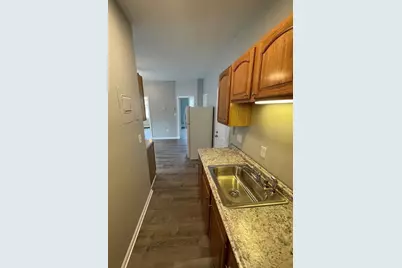 36 Boston St #20, Salem, MA 01970 - Photo 4