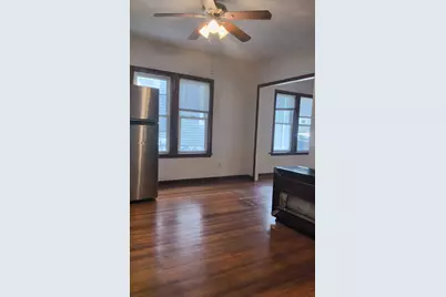560 William St #1, Fall River, MA 02721 - Photo 4
