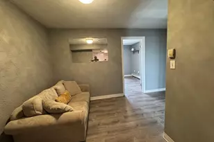 585 Revere Beach Pkwy, Revere, MA 02151 - Photo 14