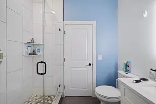 141 Falcon St, Boston, MA 02128 - Photo 6