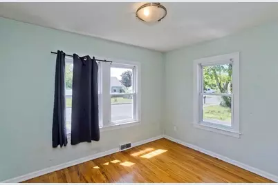 30 Cady St, Ludlow, MA 01056 - Photo 12