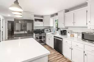 9 Colonial Rd, Sutton, MA 01590 - Photo 8