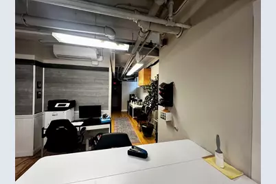 19 Pilgrim Rd, Boston, MA 02215 - Photo 6