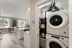 1457 Tremont St, Boston, MA 02120 - Photo 22