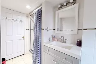 142 Abbott St, Lawrence, MA 01843 - Photo 26