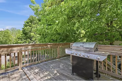 52 Pleasant Street, Woburn, MA 01801 - Photo 28