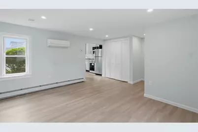 52 Pleasant Street, Woburn, MA 01801 - Photo 18