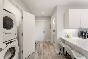 1457 Tremont St, Boston, MA 02120 - Photo 12