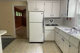 51 Jeffrey Ln, Amherst, MA 01002 - Photo 10