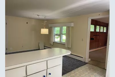 51 Jeffrey Ln, Amherst, MA 01002 - Photo 12