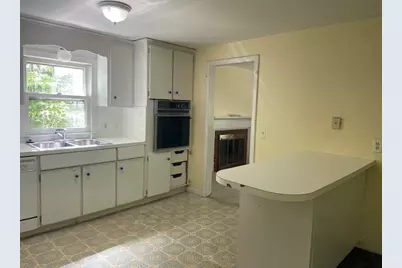 51 Jeffrey Ln, Amherst, MA 01002 - Photo 16