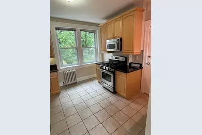 235 Freeman St #U-6, Brookline, MA 02446 - Photo 6
