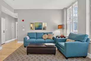 70 Lincoln St, Boston, MA 02111 - Photo 2
